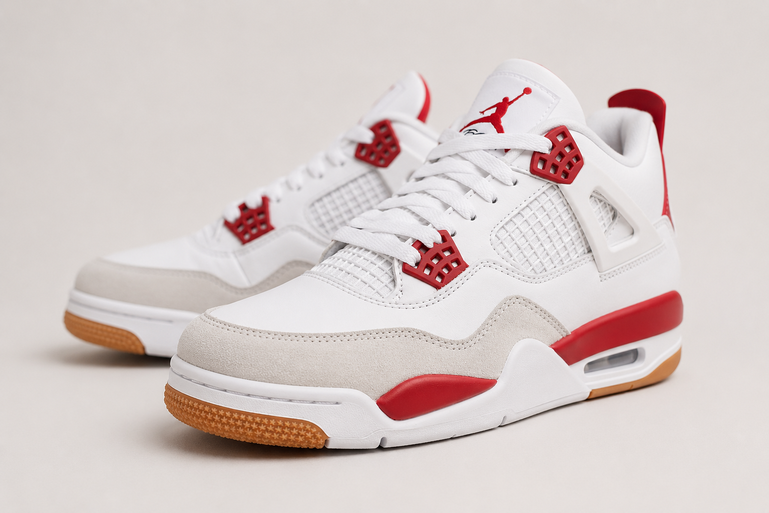 Nike SB x Air Jordan 4 Retro SP Varsity Red