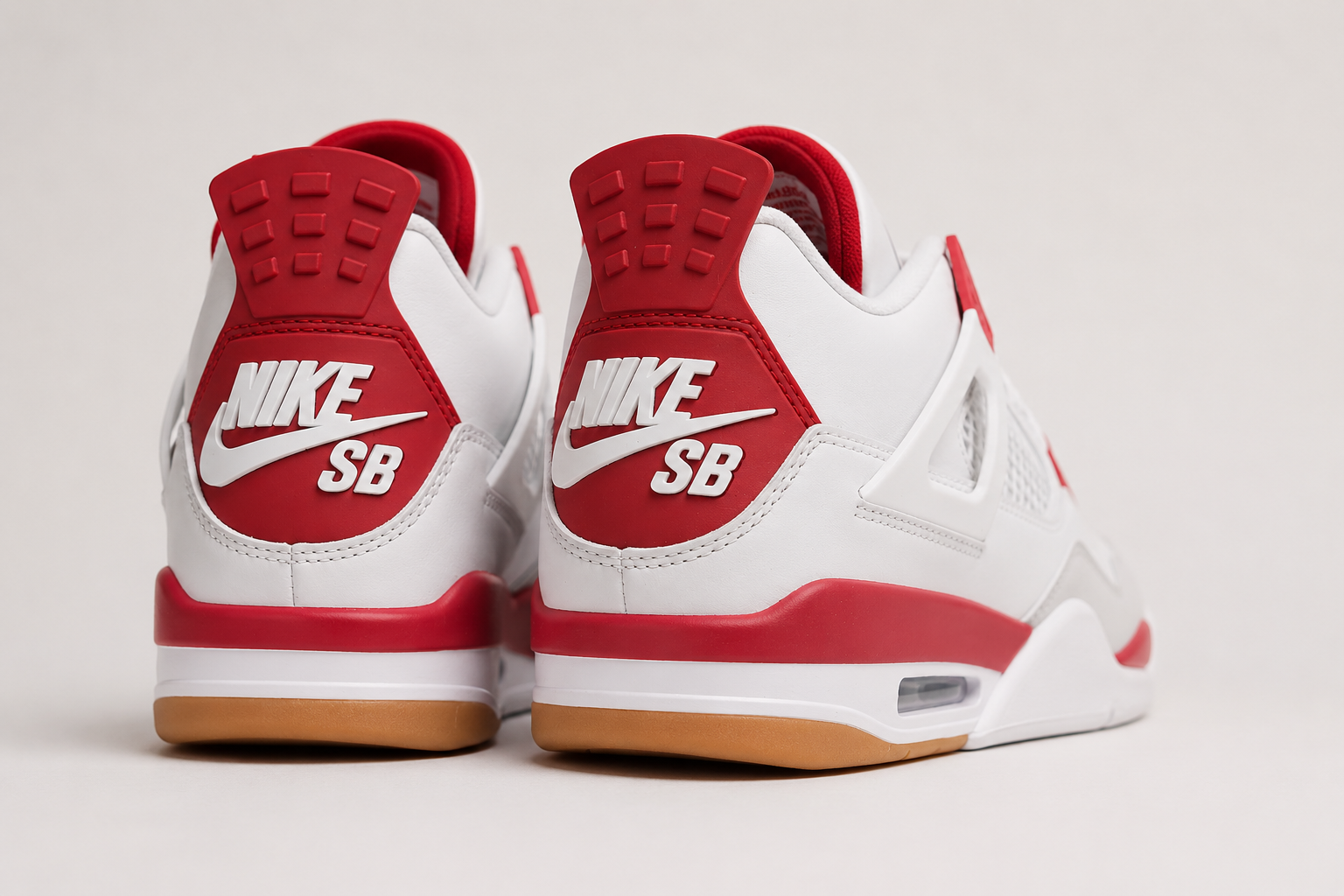 Nike SB x Air Jordan 4 Retro SP Varsity Red